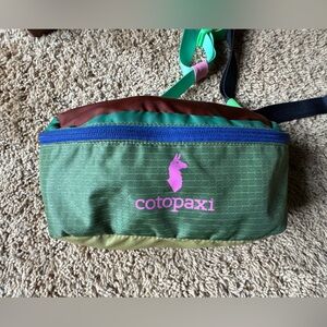 Cotopaxi Hip Pack / Fanny Pack